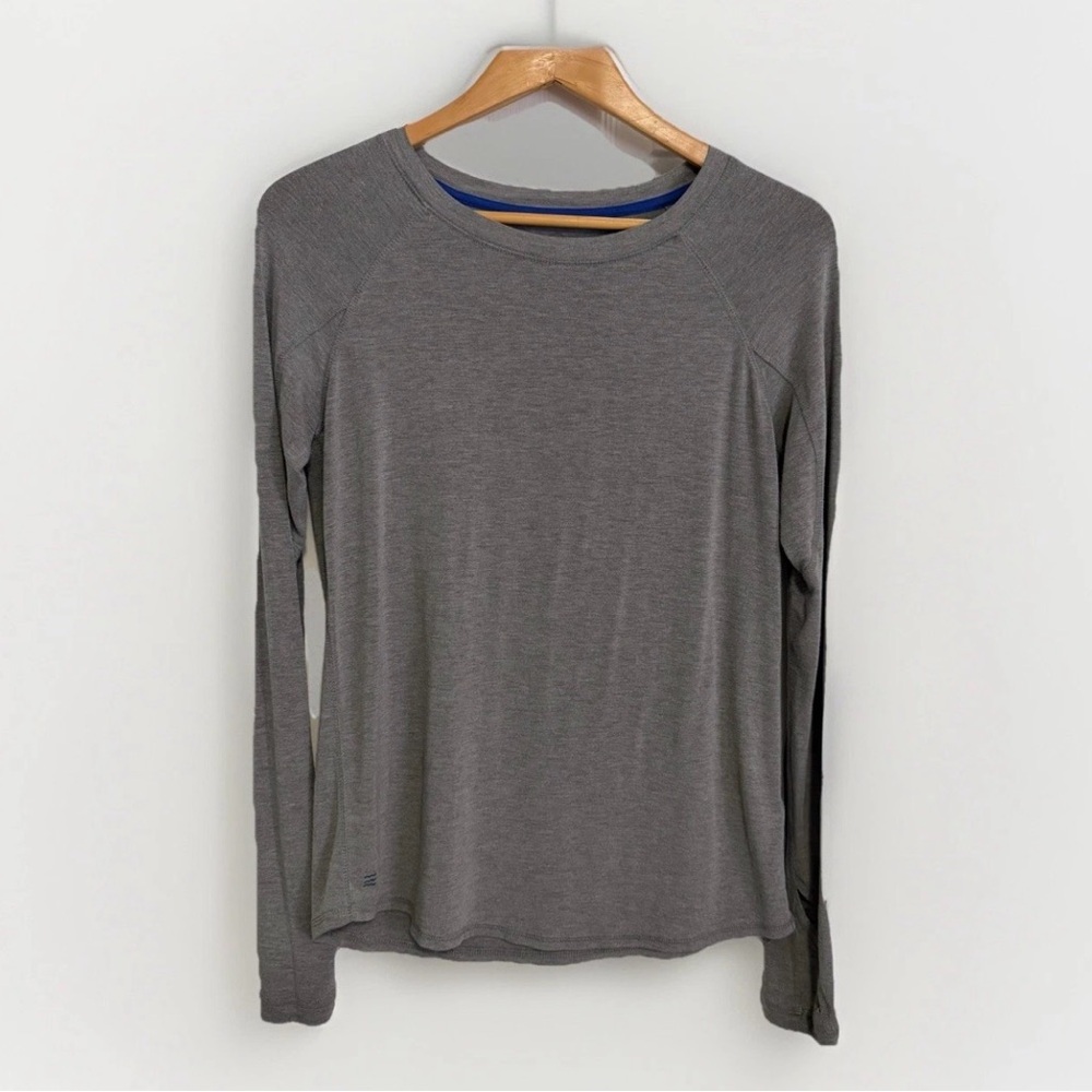 Free Fly Shirt Womens Medium Gray Long Sleeve Bamboo Performance Lightweight Top